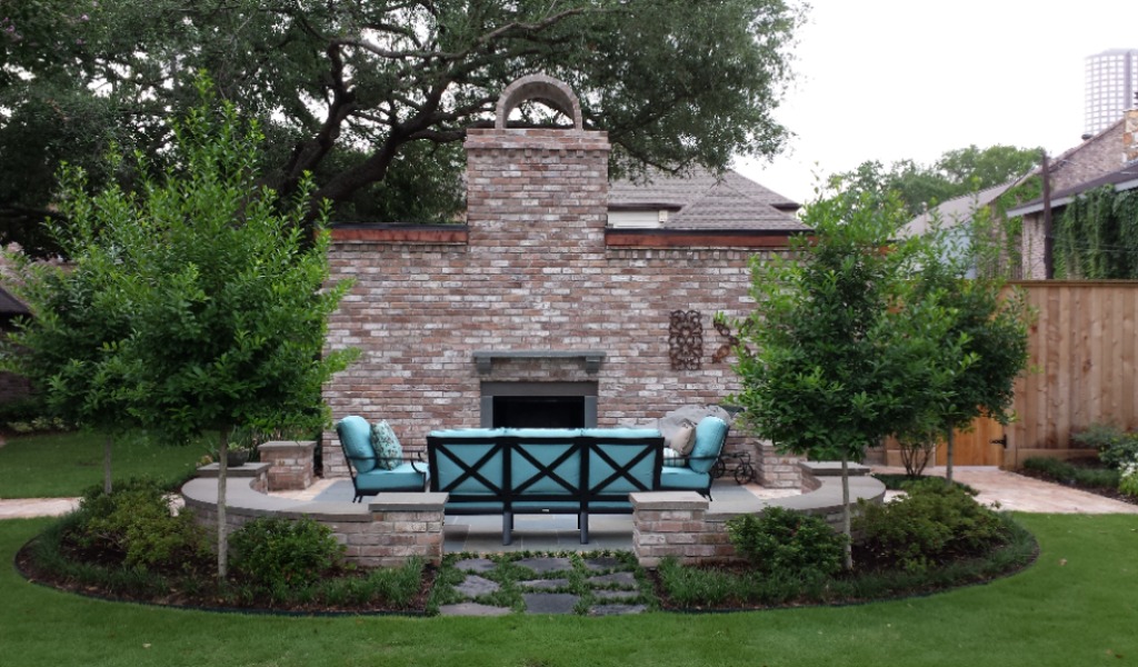 outdoor fireplace